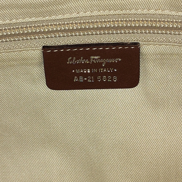 SALVATORE FERRAGAMO BEIGE & BROWN LEATHER GANCINI EMBOSSED SATCHEL & WALLET SET - Picture 13 of 16